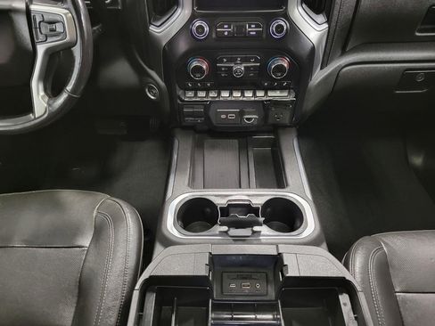 Used 2019 Chevrolet Silverado 1500 LTZ w/ LTZ Premium Package AWD/4WD image 17