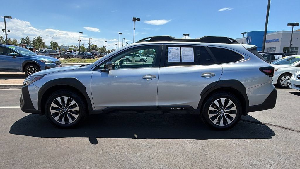Used 2024 Subaru Outback Limited AWD/4WD image 6