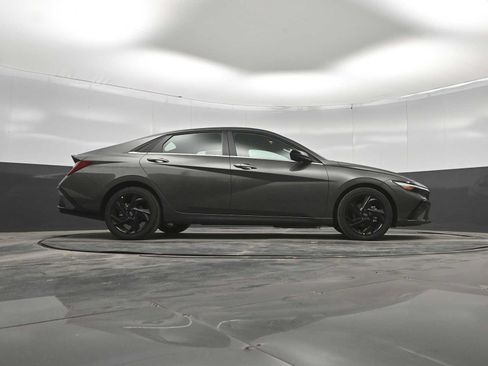 New 2026 Hyundai Elantra SEL Sport Premium FWD image 38