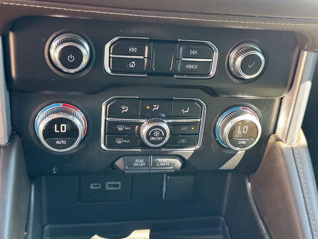 Used 2023 GMC Yukon SLE AWD/4WD image 30