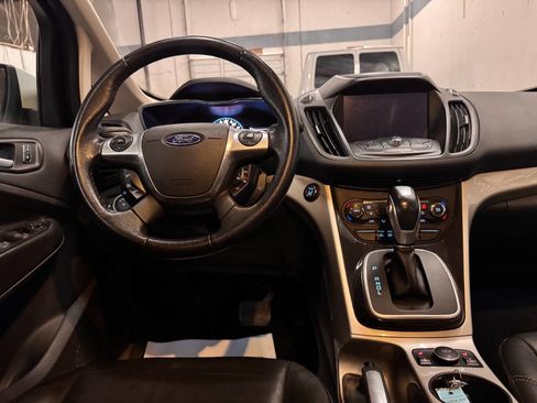 Used 2016 Ford C-MAX Energi SEL image 17