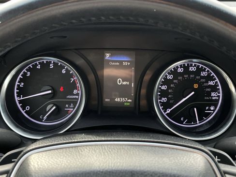 Used 2018 Toyota Camry L image 28