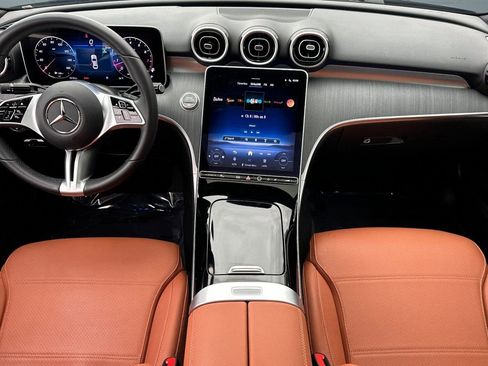 Used 2025 Mercedes-Benz C 300 Sedan image 16
