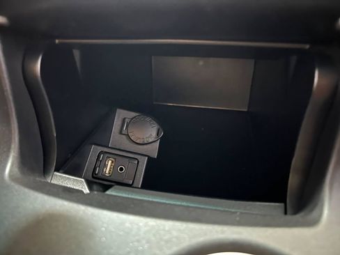 Used 2015 Toyota Camry XSE w/ Moonroof Package FWD image 22