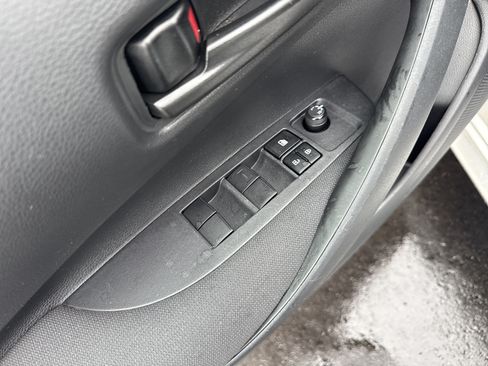 Used 2023 Toyota Corolla LE FWD image 15