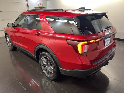 New 2026 Ford Explorer ST-Line w/ ST-Line Street Pack