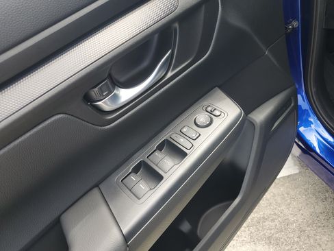 Certified 2025 Honda CR-V EX image 24