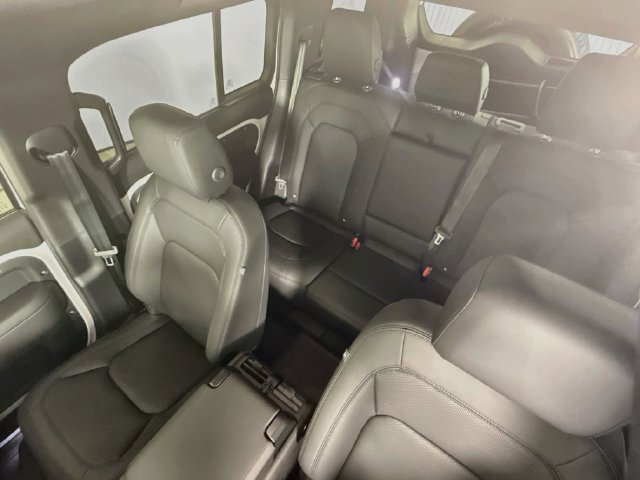 New 2026 Land Rover Defender 110 S AWD/4WD image 14
