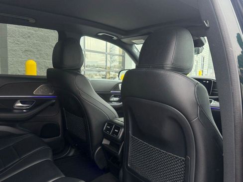 Used 2022 Mercedes-Benz GLE 350 4MATIC w/ Premium Package image 42