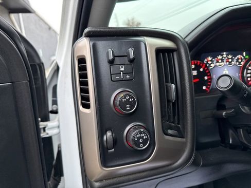 Used 2016 GMC Sierra 2500 Denali w/ Suspension Package, Off-Road image 29