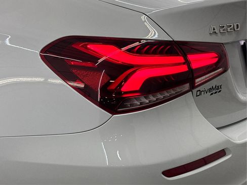 Used 2020 Mercedes-Benz A 220 4MATIC image 34