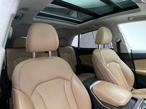 Used 2019 Audi Q8 Prestige w/ Luxury Package image 7