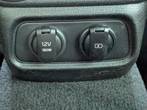 Used 2020 Kia Stinger GT1 image 17