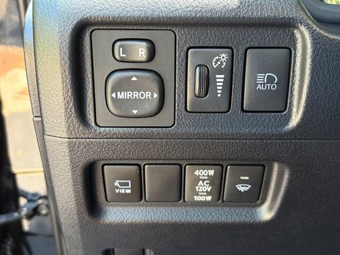 Used 2024 Toyota 4Runner TRD Off-Road Premium w/ 4Runner Black Package (TMS) AWD/4WD image 25