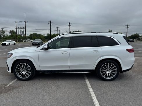 New 2025 Mercedes-Benz GLS 580 4MATIC image 16