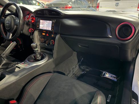 Used 2013 Scion FR-S image 26