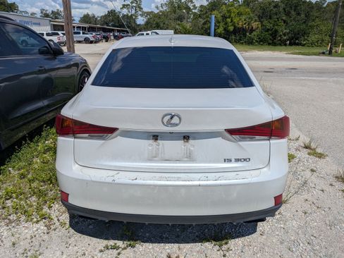 Used 2018 Lexus IS 300 w/ Accessory Package 2 RWD image 5