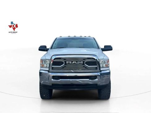 Used 2014 RAM 3500 Tradesman w/ Chrome Appearance Group AWD/4WD image 7