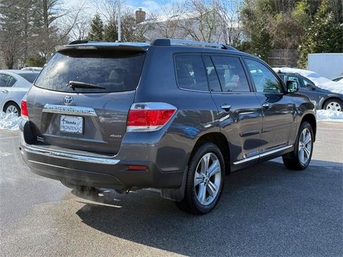 Used 2013 Toyota Highlander Limited image 3