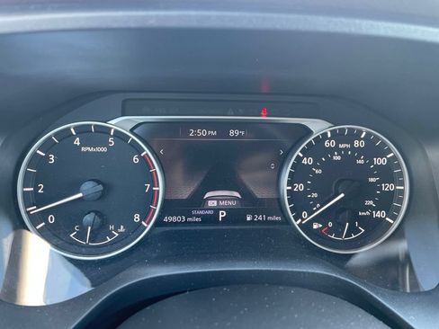 Used 2023 Nissan Rogue SV FWD image 15
