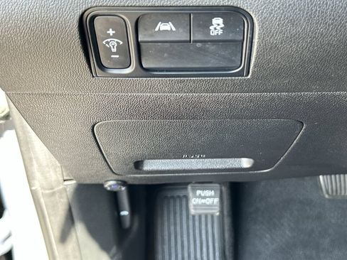 Used 2023 Kia Sorento S FWD image 18