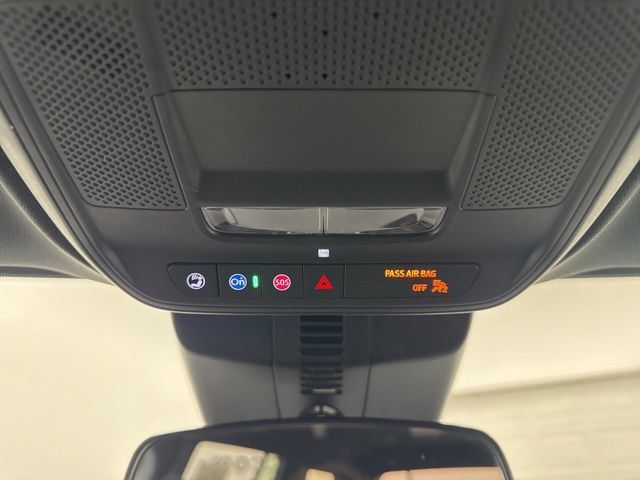 Used 2026 Chevrolet Traverse LT FWD image 21