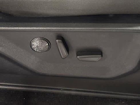 Used 2022 Ford F150 XLT w/ Equipment Group 302A High image 36