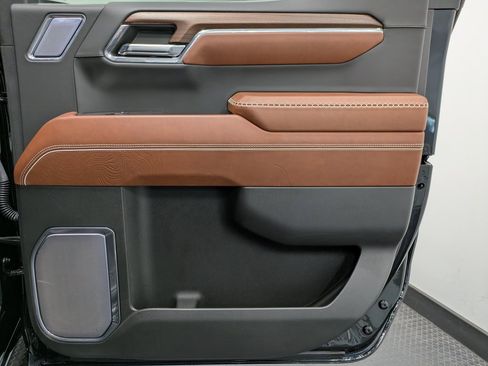 Used 2024 GMC Sierra 1500 Denali Ultimate image 25