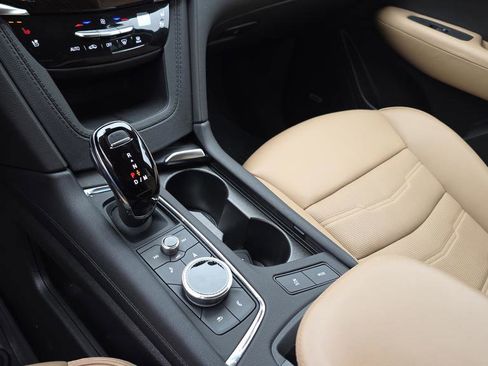 Certified 2024 Cadillac XT6 Premium Luxury w/ Platinum Package image 31