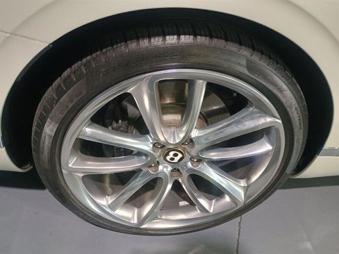Used 2020 Bentley Continental GTC image 54