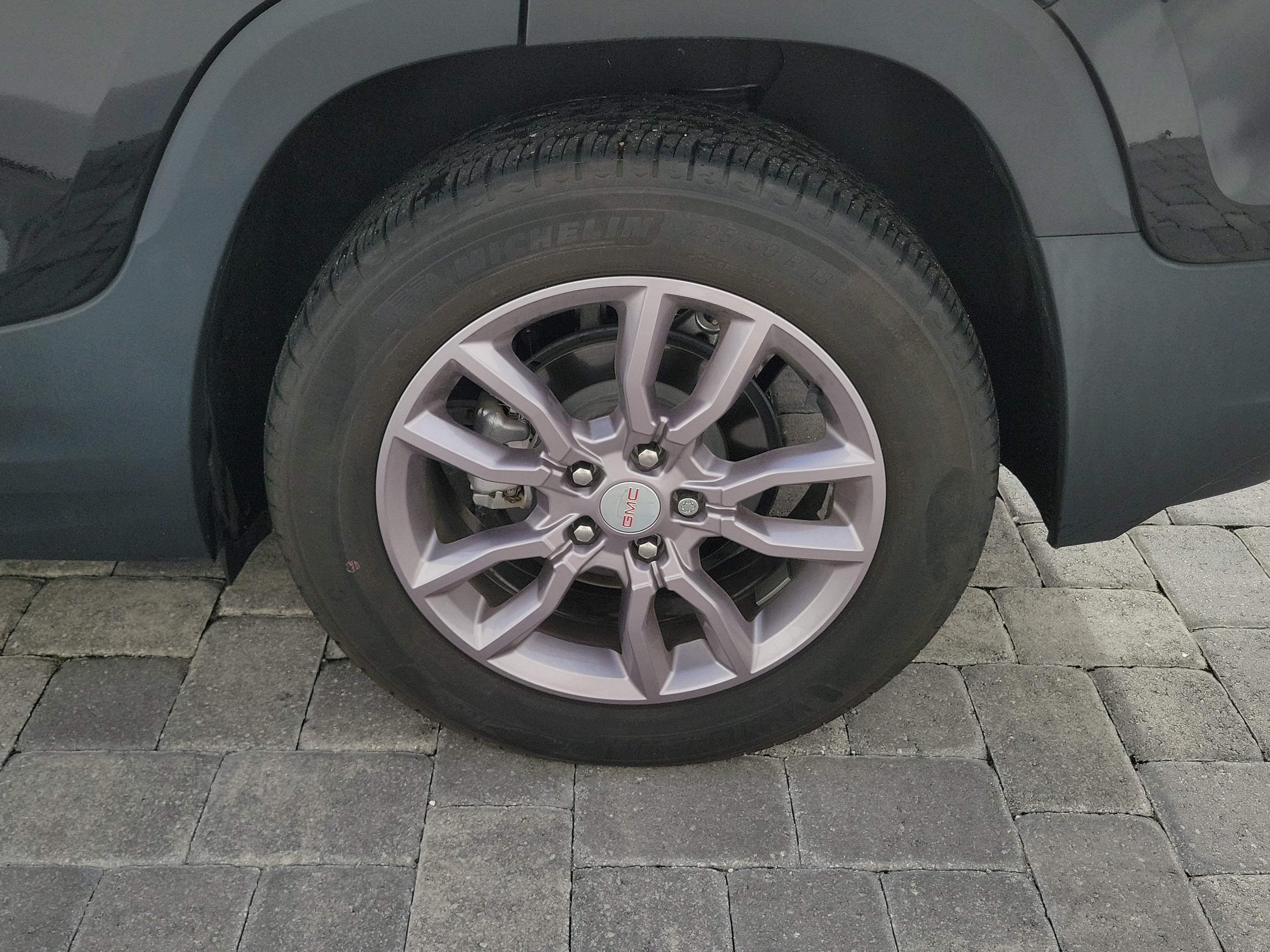Used 2023 GMC Terrain SLT FWD image 9
