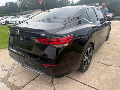 Used 2022 Nissan Sentra SR FWD image 8