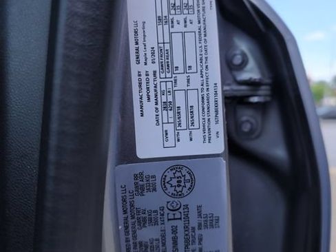 Used 2024 GMC Canyon Elevation w/ Convenience Package AWD/4WD image 29