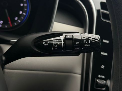 Used 2023 Hyundai Tucson SE image 23