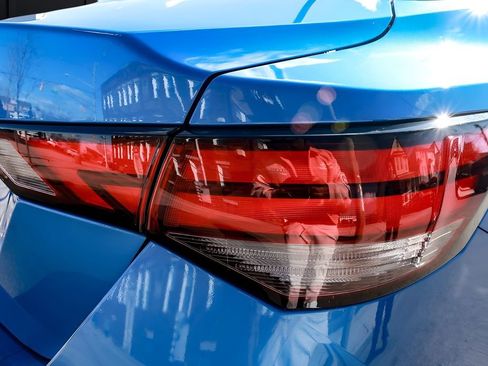 Used 2025 Nissan Sentra SV image 21