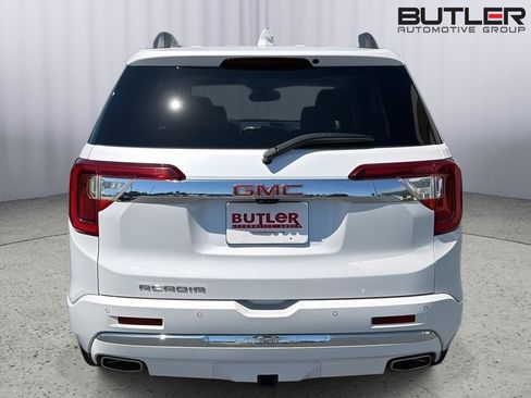 Used 2023 GMC Acadia Denali w/ Denali Technology Package FWD image 5
