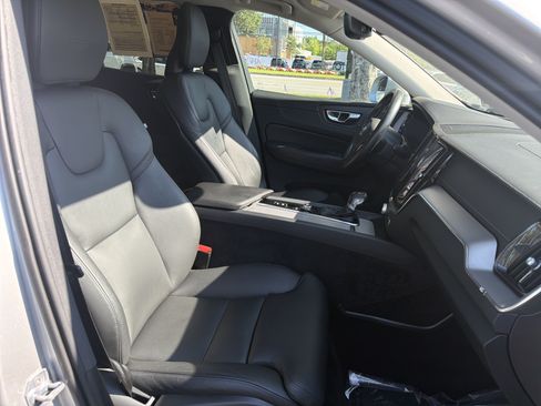 Used 2019 Volvo XC60 T5 Inscription w/ Protection Package Premier FWD image 35