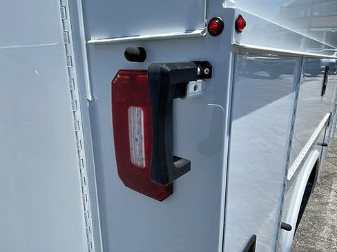 New 2026 Chevrolet Express 3500 w/ Power Convenience Package RWD image 18