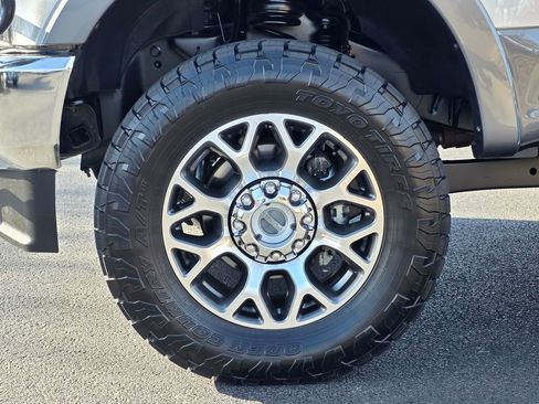 Used 2021 Ford F250 Lariat w/ Lariat Value Package image 10