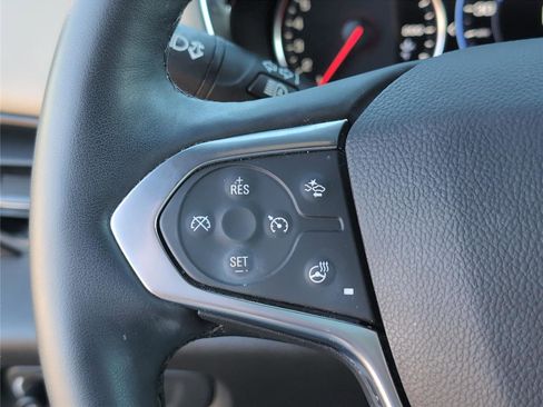 Used 2023 Chevrolet Traverse Premier image 22