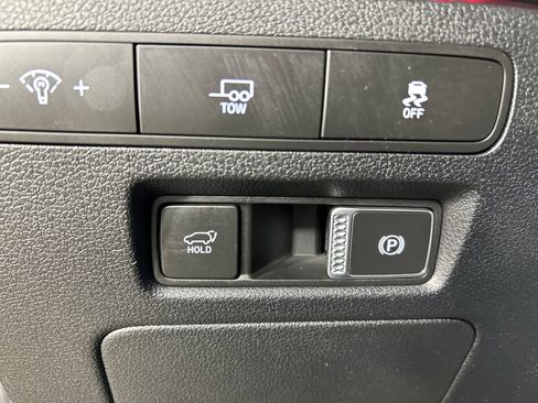 Used 2025 Hyundai Palisade Limited image 13