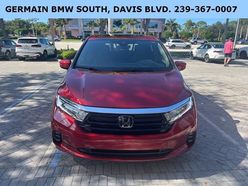 Used 2024 Honda Odyssey Elite image 2