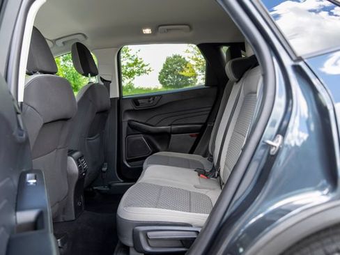 Used 2022 Ford Escape SE w/ Cold Weather Package AWD/4WD image 45