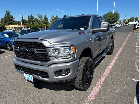 Used 2024 RAM 2500 Big Horn w/ Sport Appearance Package AWD/4WD image 3