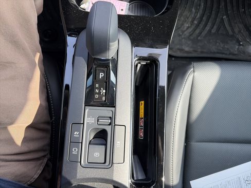 Used 2026 Toyota Prius Limited w/ Limited Premium Package image 29