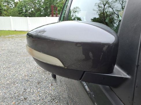 Used 2017 Ford C-MAX Energi SE image 10