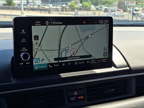 Used 2023 Honda Pilot Touring image 18