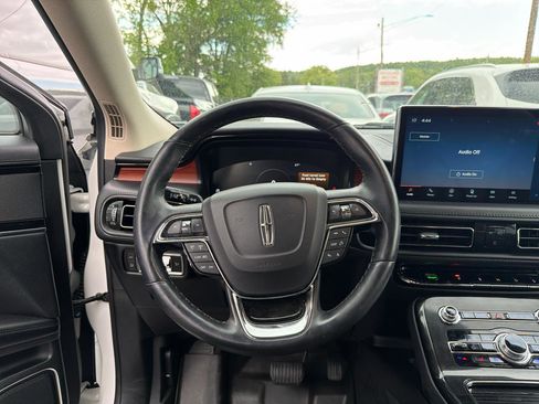Used 2022 Lincoln Nautilus Reserve AWD/4WD image 20
