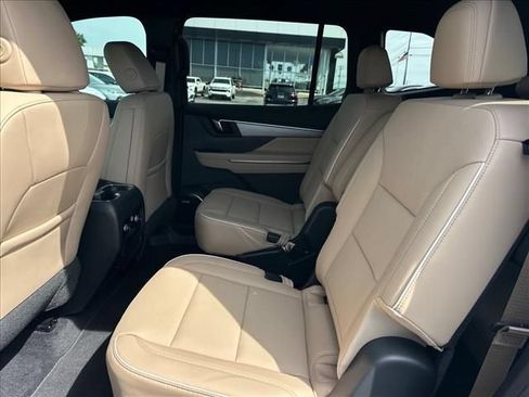 New 2026 Buick Enclave Preferred w/ Power Package FWD image 22