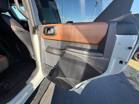 Used 2024 Ford Bronco Outer Banks image 23